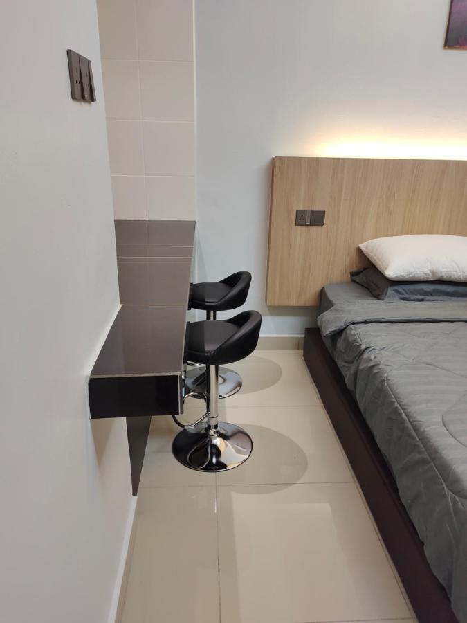 Alish Studio Apartment With Pool, Netflix, Wifi Gua Musang Exterior foto